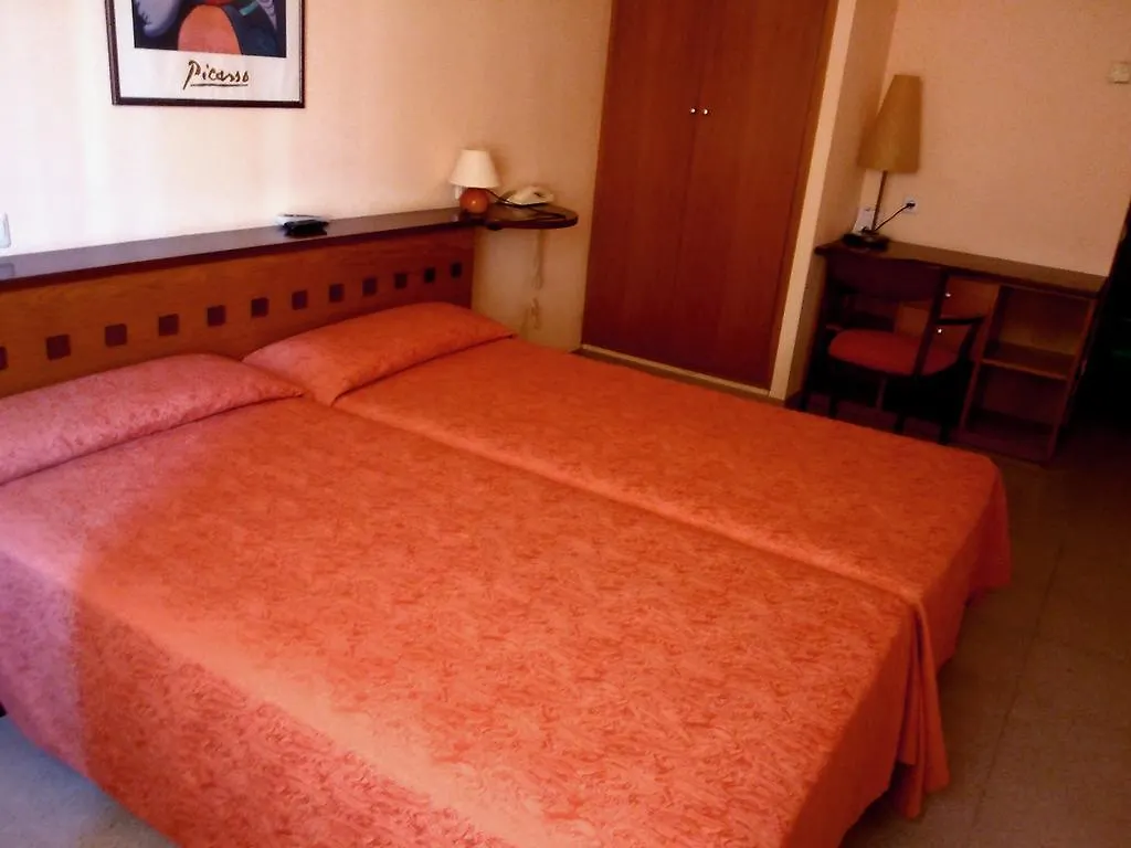 **  Hotel Montmeló Spanyolország